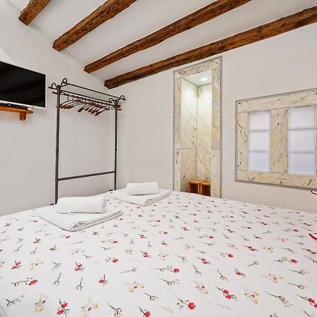 Apartman Tutto Bene Ровінь Екстер'єр фото