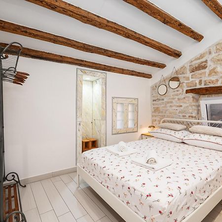Apartman Tutto Bene Ровінь Екстер'єр фото